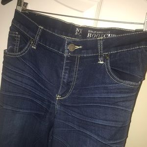 Dark rinse, stretchy boot cut jeans. Sz 12 - 14